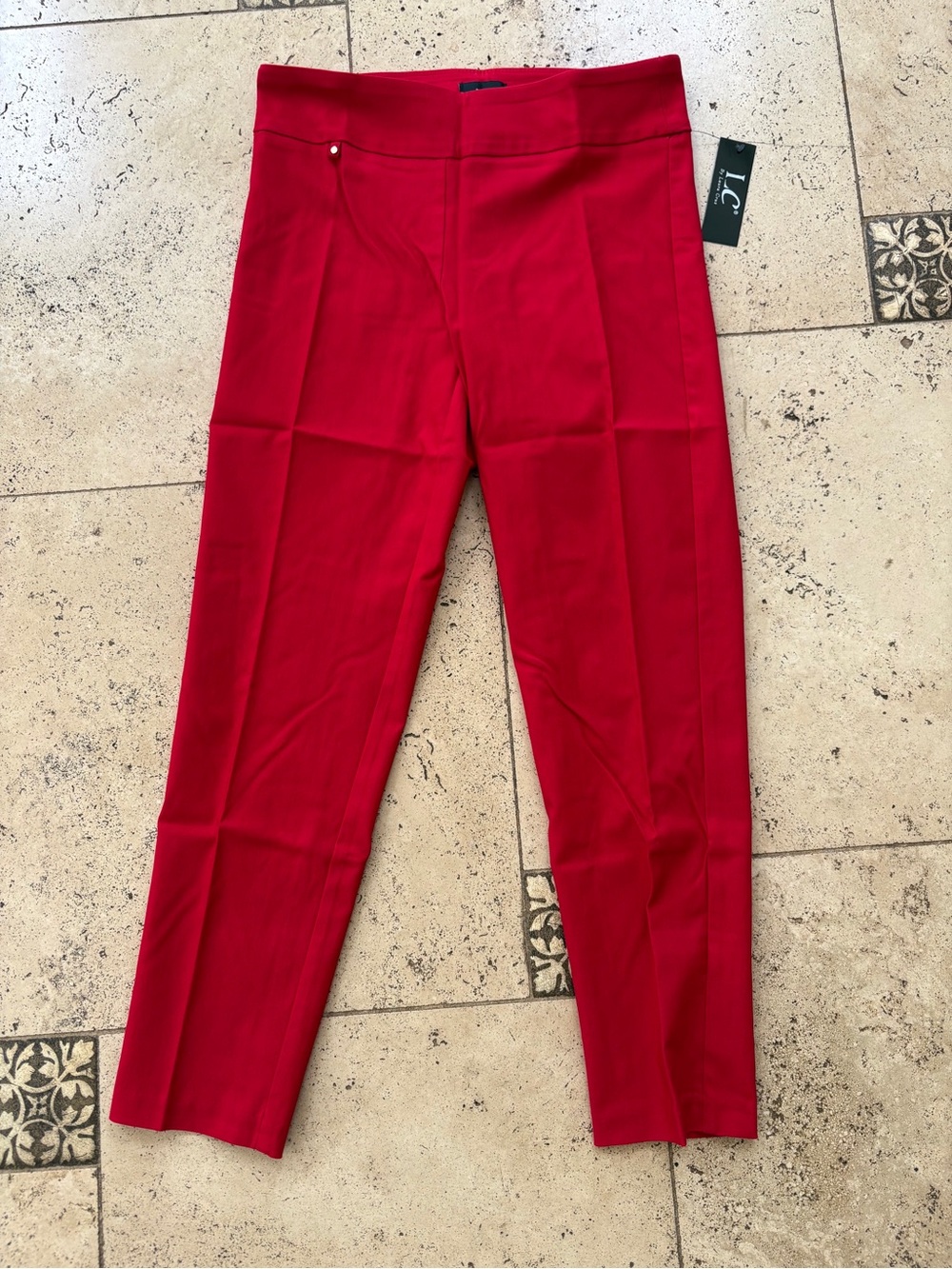 LC by Laura Cruz Red milleniu Ankle Pants